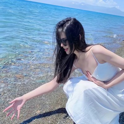 轻拍翻转小魔女
